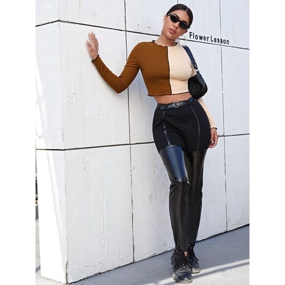 SHEIN Tops - 3/$15 SHEIN Two Tone Lettuce Trimmed Long Sleeve Cropped Ribbed Top Size Medium
